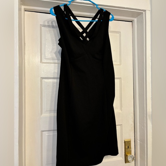 Guess Bodycon Dress - Picture 2 of 5
